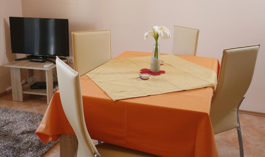 Apartment Fila I Jure Solin Room photo